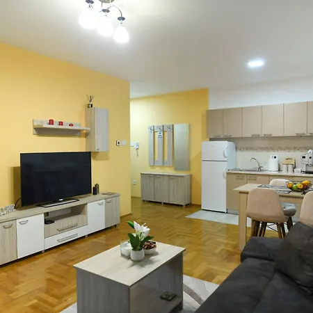 Premium Apartment *
